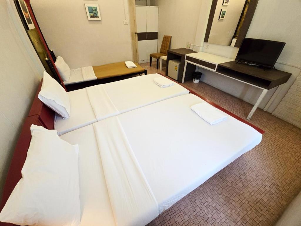 Rajata Hotel Bangkok Kültér fotó