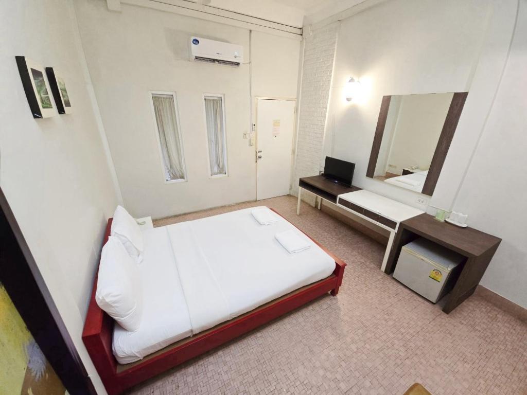 Rajata Hotel Bangkok Kültér fotó