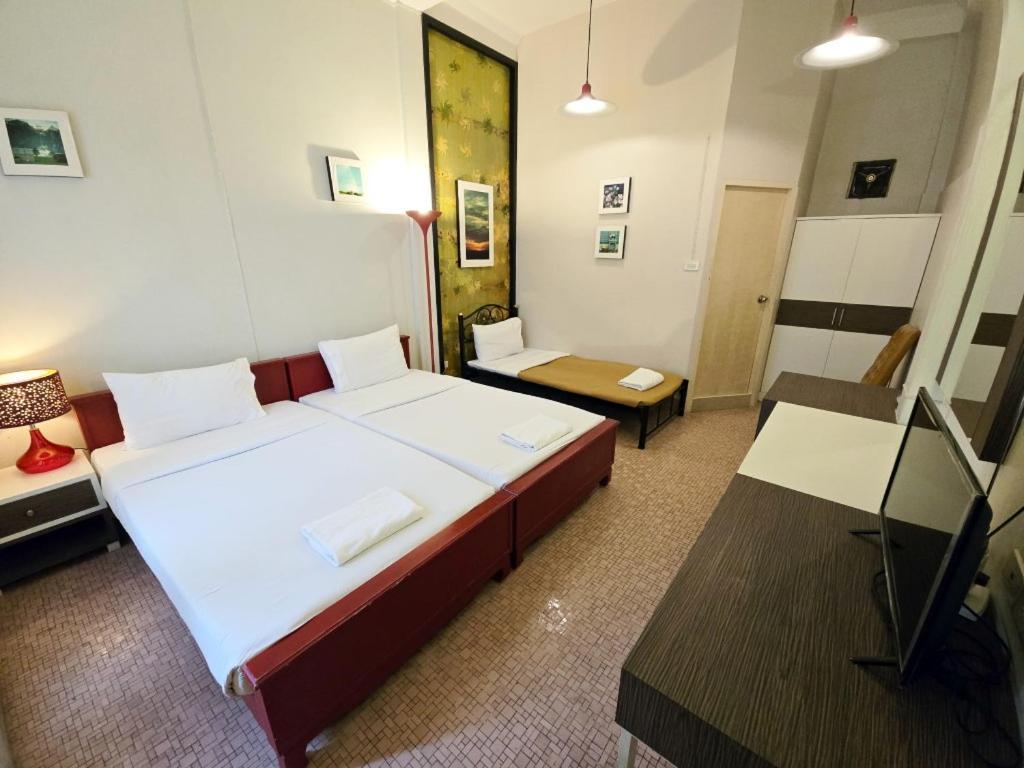 Rajata Hotel Bangkok Kültér fotó